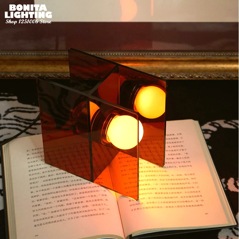 Geometric Acrylic Table Lamp M - огляд і ціна Lighting Decor Sunrise