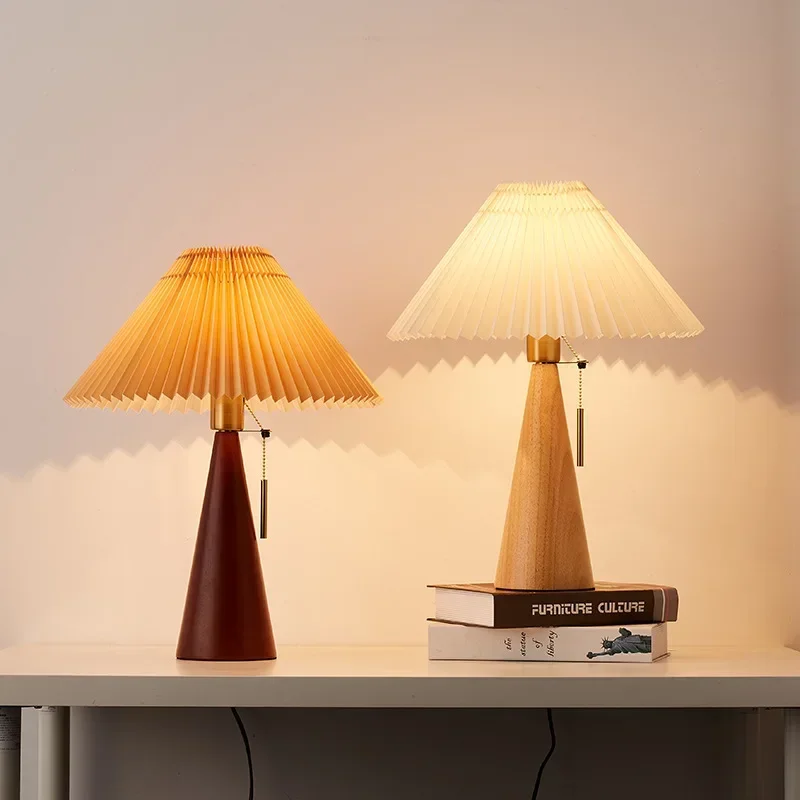 Retro Pleated Table Lamp Nordi - огляд і ціна Decor Lighting Lamps